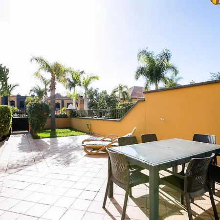 Nyaraló Townhouse In El Duque *